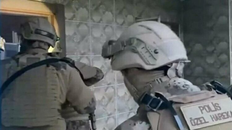 10 İlde Gerçekleştirilen Narkotik Operasyonlarında 49 Kişi Tutuklandı!