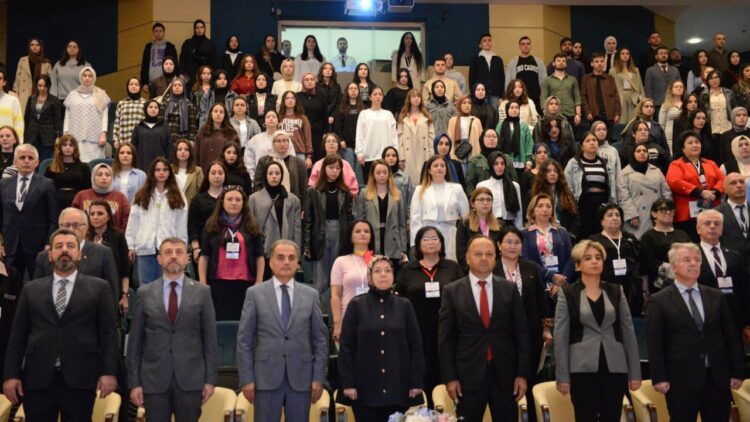 15. Uluslararası Dünya Dili Türkçe Sempozyumu Düzenlendi