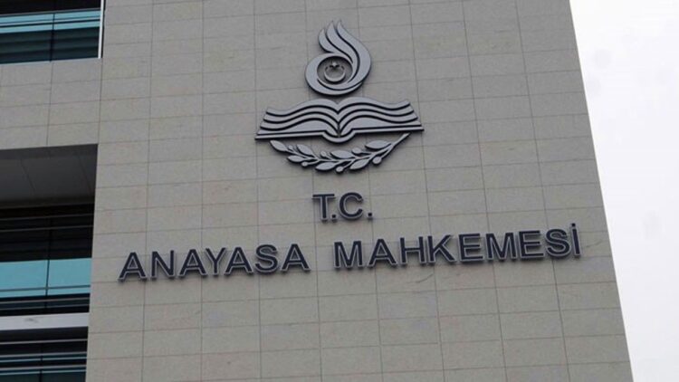 3 Siyasi Partinin Devri Resmen Sona Erdi