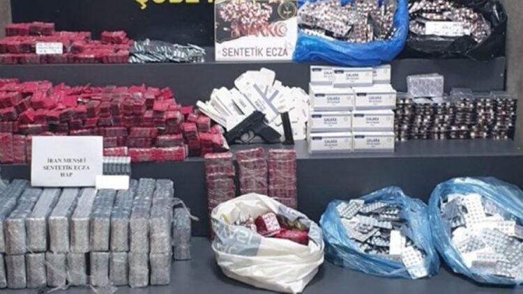 775 Bin Uyuşturucu İçerikli Hap Ele Geçirildi