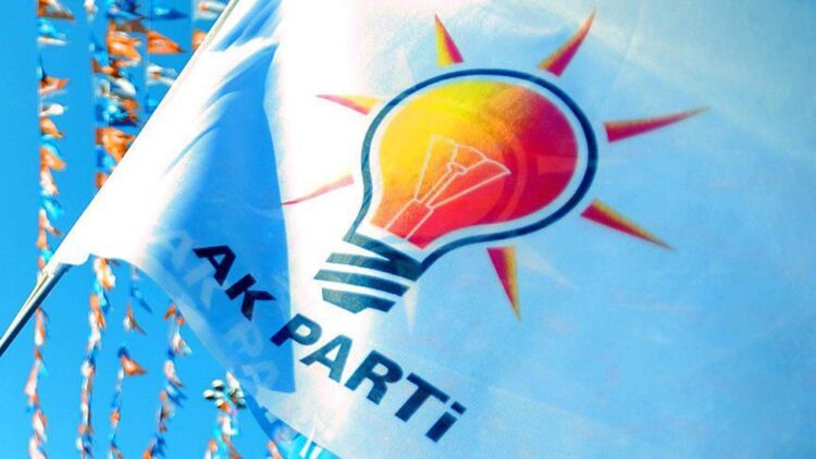AK Parti’de İstifaların Ardı Kesilmiyor