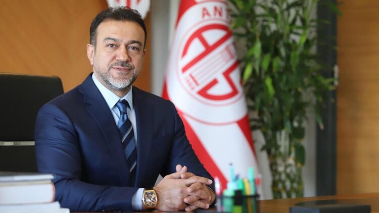 Antalyaspor’da Şok Ayrılık! Kararını Verdi