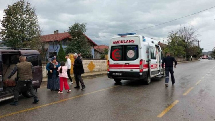 Aydınlatma Direğine Çarpan Otomobildeki 6 Kişi Yaralandı