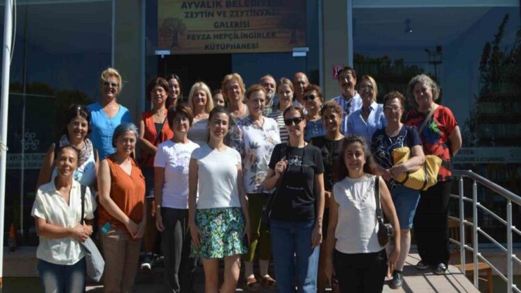 Ayvalık’ta Kadın Çiftçilere Zeytin ve Zeytinyağı Üzerine Eğitimler
