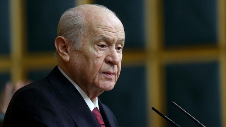 Bahçeli, Alparslan Türkeş’in Mezarına Bayram Ziyareti