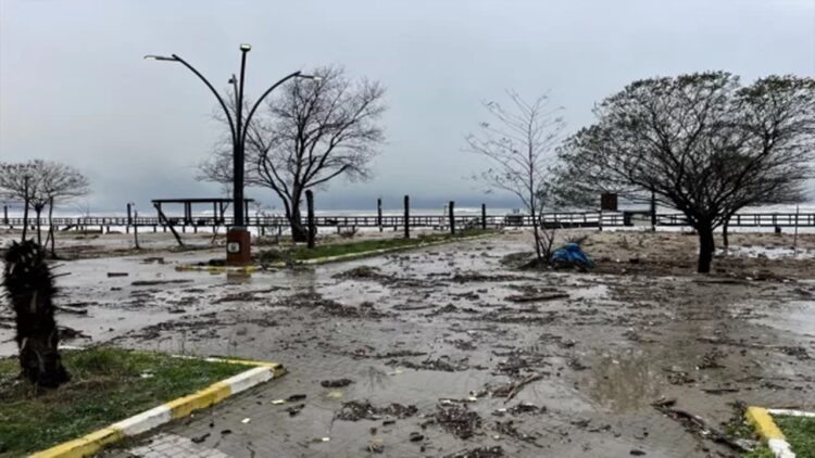 Bartın Ve Düzce’de Olumsuz Hava Şartları