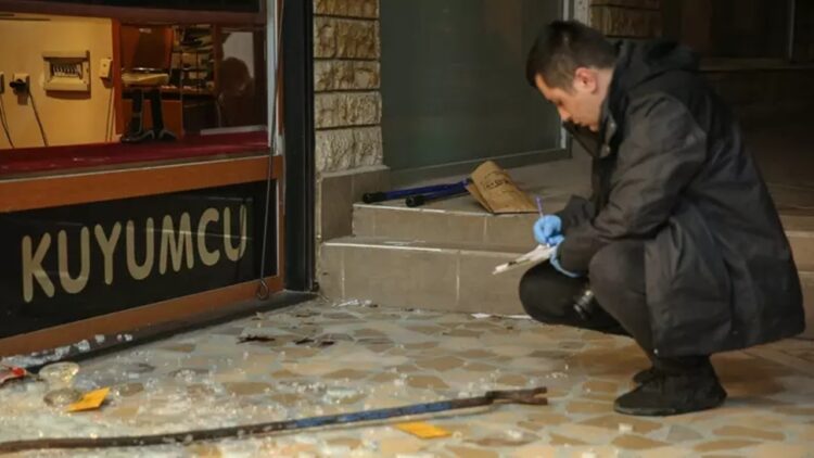Bursa’da Bir Kuyumcu Soyuldu