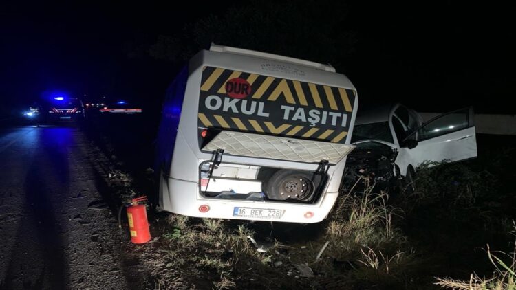 Bursa’da Yaşanan Kazada 5 Yaralı Hastaneye Kaldırıldı