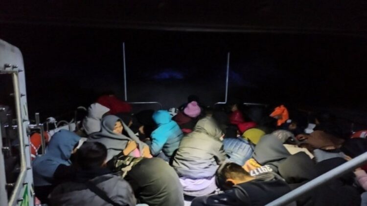 Çanakkale’de Jandarma Operasyonunda 42 Afgan Göçmen Yakalandı