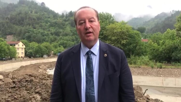 Cevdet Akay, Bakan Uraloğlu’na Danışmanı Hakkındaki Çoklu Maaş İddiasını Sordu