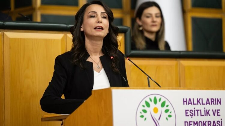 DEM Partisi Batı İllerinde Yerel Seçimler İçin Stratejiler Belirledi
