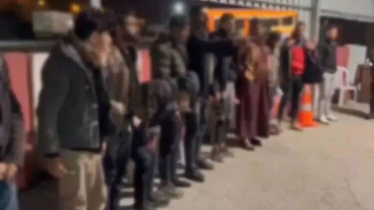 Demir Malzeme Yüklü Tırda Yunanistan’a Kaçmaya Çalışan Göçmenler Yakalndı