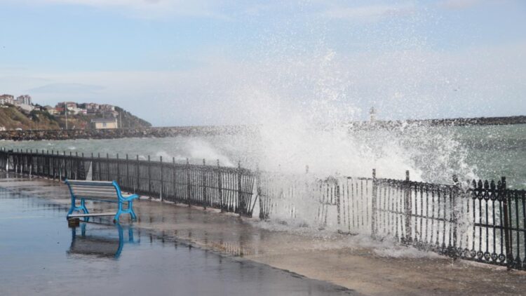 Deniz Ulaşımına Lodos Engeli