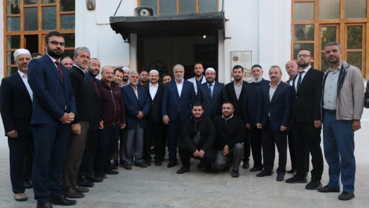 Diyanet Başkan Yardımcısı Sabah Namazına Katıldı