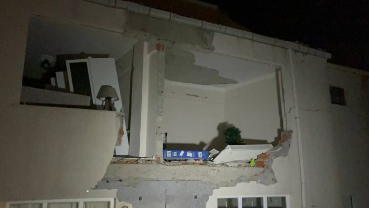 Doğal Gaz Patlaması Yaşanan Evde Fleksi Borularının Kesildiği Öğrenildi