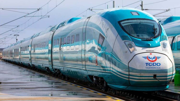 Düzce Üniversitesi’nden YHT Kampanyası! Bolu ve Düzce’den…