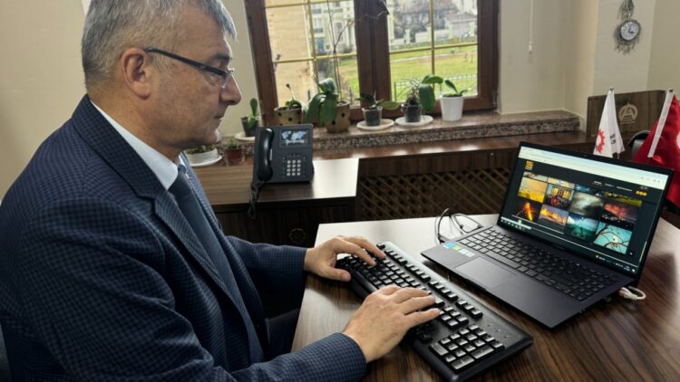 Edirne Sanayi Ve Teknoloji Müdürü Akbulut, AA’nın “Yılın Kareleri” Oylamasına Katıldı