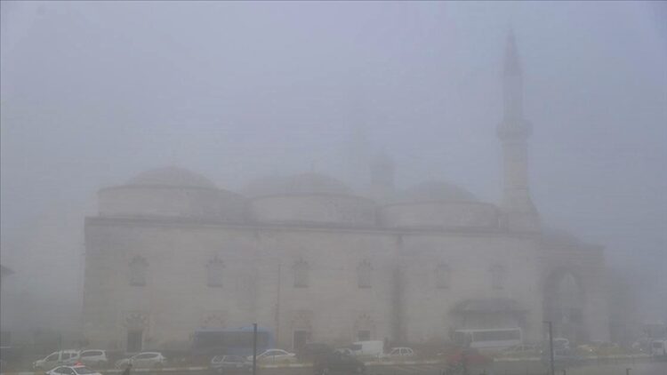 Edirne’yi Sis Kapladı