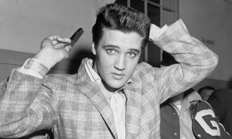 Elvis Presley’nin Rekoru Egale Edildi