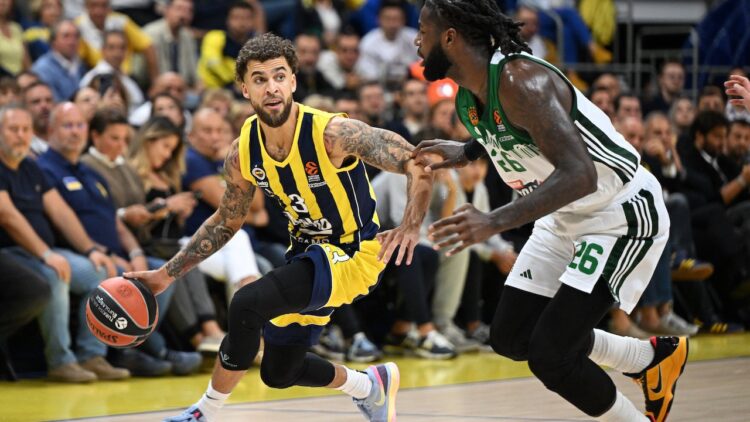 Fenerbahçe Beko Yunan Devini Mağlup Etti