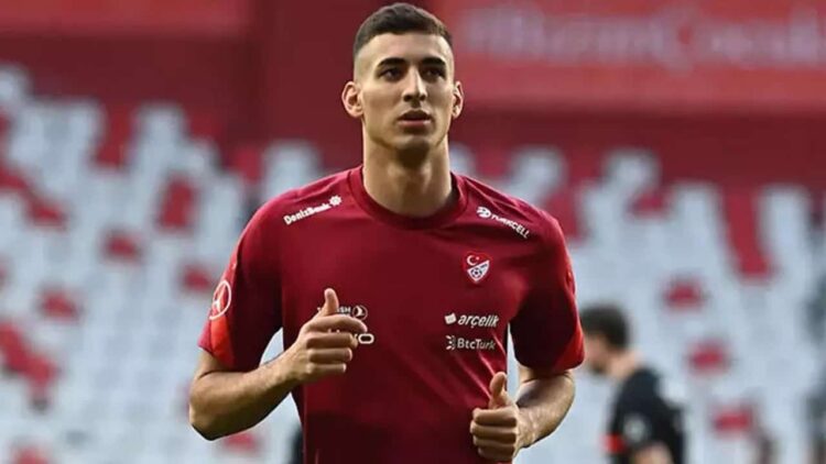 Fenerbahçe Mert Müldür Transferi için Fiyatta Anlaştı