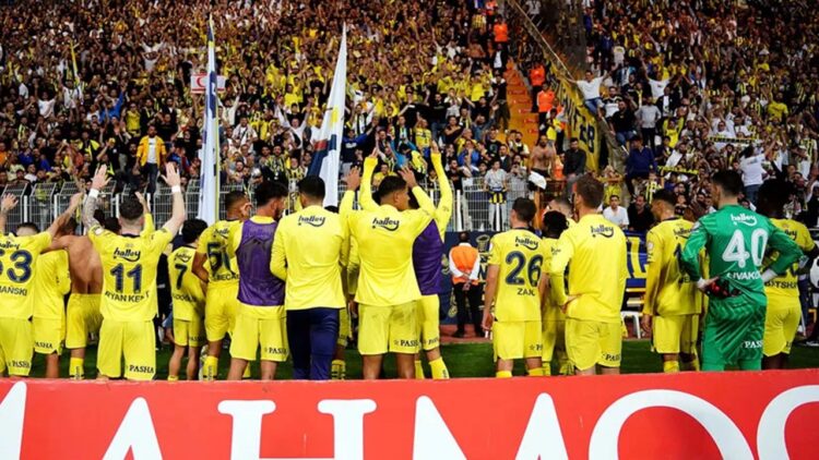 Fenerbahçe Taraftarı Filistin’e Destek Verdi: Kahrolsun İsrail Yaşasın İsmail