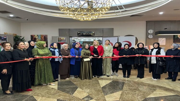 Girişimci Kadınların El Emeği Ürünleri Festivalde Sergilendi