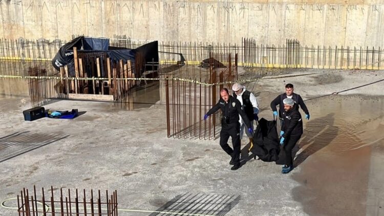 İnşaatta Erkek Cesedi Bulundu