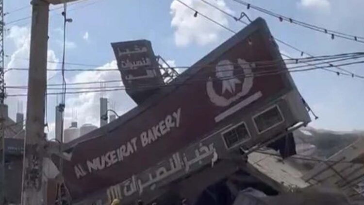 İsrail Bu Kez de Ekmek Fırını Vurdu: 2 Ölü