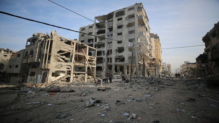 İsrail’in Gazze Şeridi’ne Hava Saldırıları Sürüyor