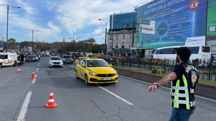 İstanbul’da Taksicilere Denetim Yapıldı