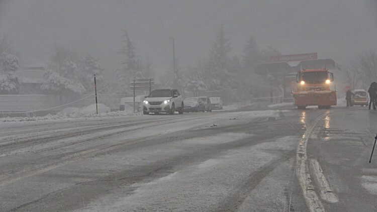 Kırklareli’nin Yüksek Kesimlerinde Yılın İlk Karı Etkili Oldu