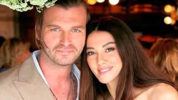 Kıvanç Tatlıtuğ ve Başak Dizer Oğullarının Yüzünü İlk Kez Gösterdi!