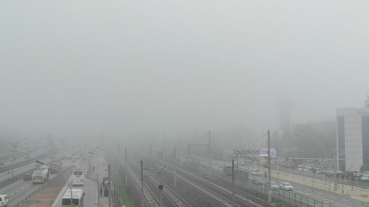 Kocaeli’de Sis Etkili Oldu