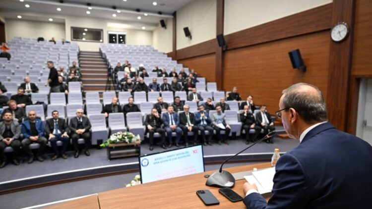 Kocaeli’de Süper Amatör Lig Spor Kulüpleri Değerlendirme Toplantısı Yapıldı