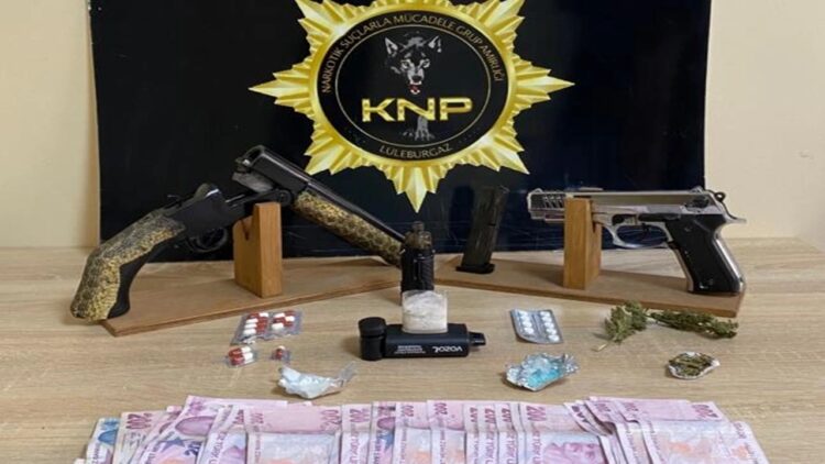 Lüleburgaz’da Uyuşturucu Operasyonu: 4 Gözaltı