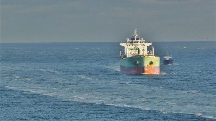 Makine Arızası Yapan Yolcu Gemisi Kurtarıldı