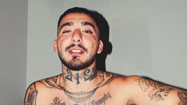 Mustafa Sandal’la Tartışmasında Sinan Akçıl’dan Uzi’ye Destek