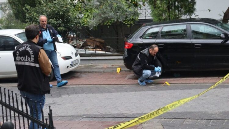 Otomobil Kurşunlayan 2 Şüpheli Tutuklandı