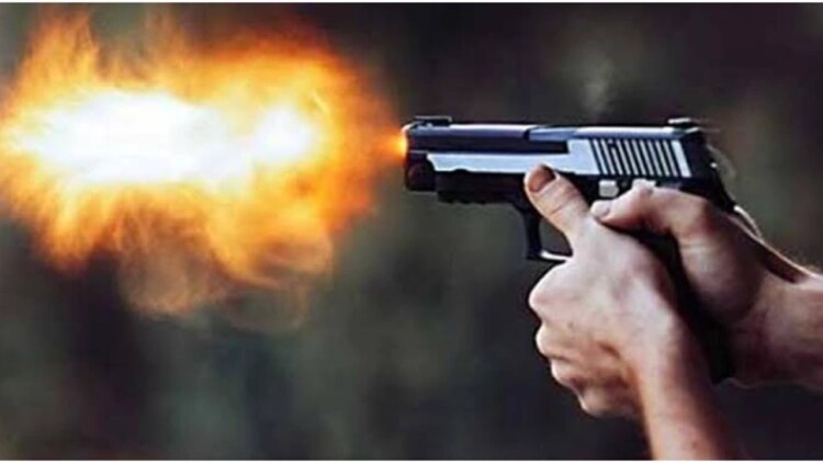 Silahla Ateş Edilen Otomobilde Kız Çocuğu Yaşamını Yitirdi