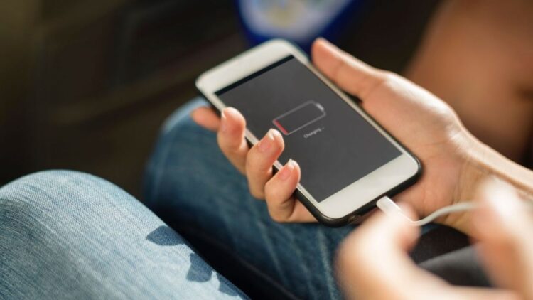 Telefonların Çıkarılabilir Bataryaları AB Kararıyla Geri Dönebilir