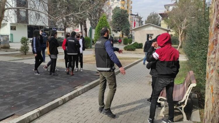 Uluslararası Uyuşturucu Kaçakçılığı Operasyonunda 3 Tutuklama