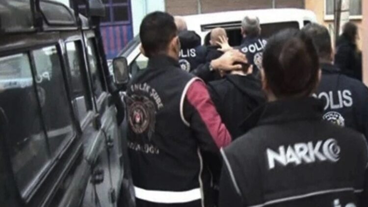 Uyuşturucu Ticareti Yapan Zanlı Tutuklandı