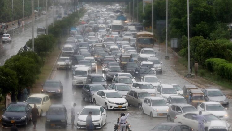 Yoğun Sağanak Yağış Trafiği Yüzde 80’e Çıkardı