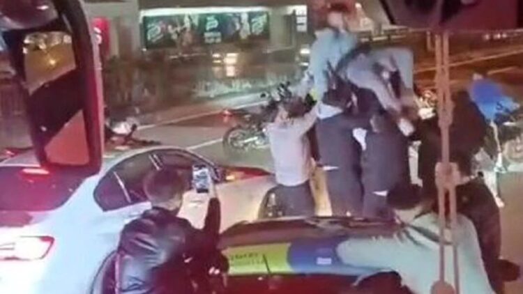 Trafiği Tehlikeye Düşüren Asker Uğurlama Konvoyu Sürücülerine Ceza