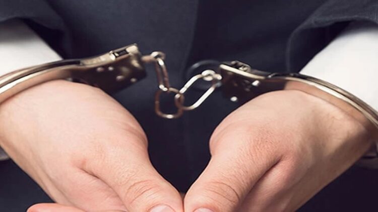 Fuhuş Operasyonunda 8 Zanlı Tutuklandı