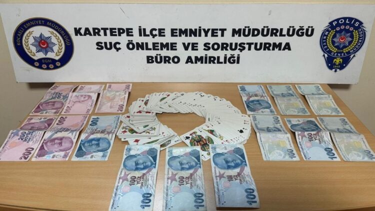 Kocaeli’de Kumar Oynayan 4 Kişiye 25 Bin 700 Lira Ceza Verildi