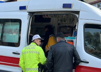 Kocaeli’de Devrilen Motosikletin Sürücüsü Yaralandı