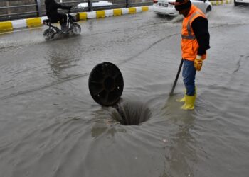 Van’da Sağanak ve Kar Etkisini Sürdürüyor