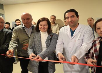 Kardiyoloji Profesörü Özçelik’in İsmi Kütüphanede Yaşayacak